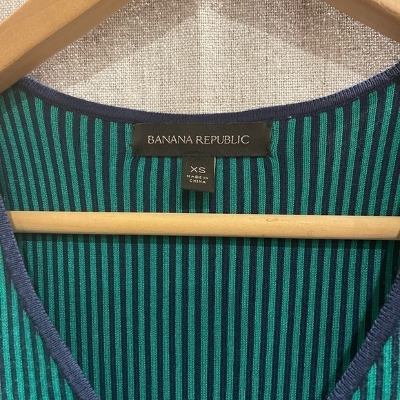 BANANA REPUBLIC sweater knit blue green fit & flare sleeveless dress. NWOT. XS - Picture 2 of 11